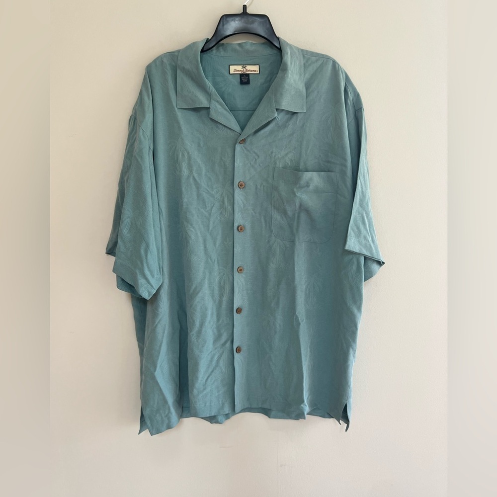 Tommy Bahama 100% Silk Teal Green Hawaiian Short Sleeve Button Shirt, XL